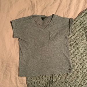 basic grey tee